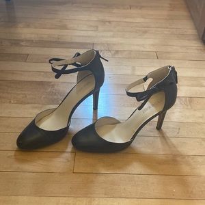 Nine West Bow Heel